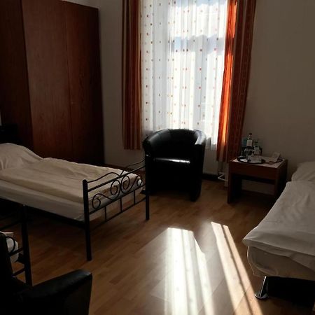 Gaestehaus Hein Бопард Екстериор снимка