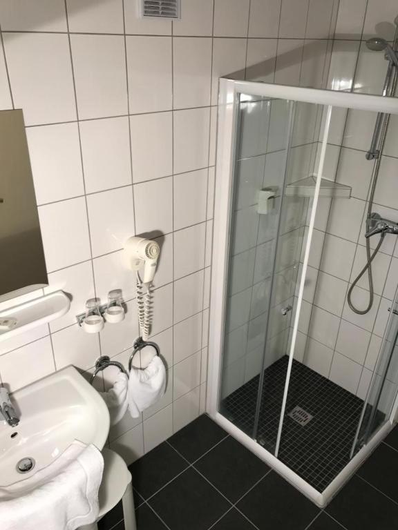 Gaestehaus Hein Бопард Екстериор снимка